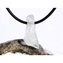 Goshenit (Beryll) Kristall / Rohsteinform angetrommelt gebohrt - Sonderqualitt - Raritt - ca. 2,6 cm x 1,2 cm x 0,8 cm (Trommelstein)