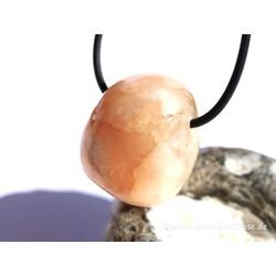 Stilbit apricot (Zeolith) Trommelstein gebohrt - Sonderqualitt - ca. 2,7 cm x 2,3 cm x 1,9 cm