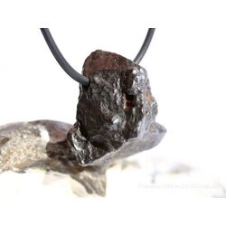 Meteorit Rohsteinform gebohrt - Raritt - Sonderqualitt - ca. 2,8 cm x 2,5 cm x 1,9 cm