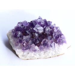 Amethyst Kristallstufe / Ladestufe mitteldunkel (Uruquai) - Sonderqualitt - ca. 7 cm x 4 cm x 2 cm