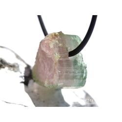 Wassermelonenturmalin Kristallquerschnitt / Rohsteinform gebohrt - Raritt - Sonderqualitt - ca. 2 cm x 1,9 cm x 1,4 cm