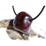 Granat rot "Sterngranat" Almandin Trommelstein gebohrt - Sonderqualität - Rarität - ca. 1,9 cm x 1,8 cm x 1,3 cm - Sonderpreis wg. Makel -