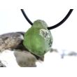 Peridot Kristall- / Rohsteinform gebohrt (Olivin / Chrysolith) - Sonderqualität - ca. 2,2 cm x 2 cm x 1,2 cm
