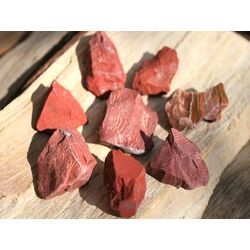 Jaspis rot Wassersteine-Sonderqualitt / Rohsteine extra angetrommelt - ca. 100 g (GKS)