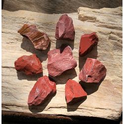 Jaspis rot Wassersteine-Sonderqualität / Rohsteine extra angetrommelt - ca. 100 g (GKS)
