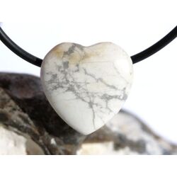 Magnesit Herz Schmuckstein gebohrt - ca. 20 mm