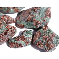 Granat-Pyroxenit Trommelsteine - Sonderqualitt - ca. 2,4 - 2,6 cm / ca. 10-11 g/St (Fairer Handel/Fair Trade / GKS)