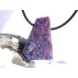 Sugilith mit Richterit XL Schmuckstein Cabochon / Scheibenstein gebohrt - Rarität - Sonderqualität - ca. 3,6 cm x 2,3 cm x 0,7 cm