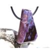 Sugilith mit Richterit XL Schmuckstein Cabochon / Scheibenstein gebohrt - Rarität - Sonderqualität - ca. 3,6 cm x 2,3 cm x 0,7 cm