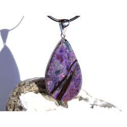 Sugilith mit Richterit XXL Schmuckstein Cabochon /...