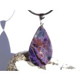 Sugilith mit Richterit XXL Schmuckstein Cabochon / Scheibenstein Anhänger Silberöse Schmuckdose - Rarität - Sonderqual.- ca. 5,6 cm x 2,5 cm x 0,8 cm