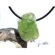Peridot Kristall- / Rohsteinform gebohrt (Olivin / Chrysolith) - Sonderqualität - ca. 2,5 cm x 1,8 cm x 1,2 cm