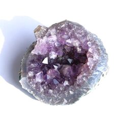 Amethyst Kristallstufe / Ladestufe / Schale hell  (Brasilien) - schne Qualitt - ca. 8,8 cm x 8,3 cm x 4,7 cm