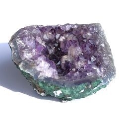 Amethyst Kristallstufe / Ladestufe / Schale hell  (Brasilien) - schne Qualitt - ca. 8,8 cm x 8,3 cm x 4,7 cm