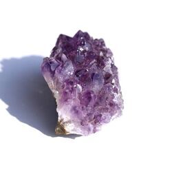 Amethyst-Stufe / Aufsteller mitteldunkel (Uruquai) - Sonderqualitt - ca. 7,8 cm x 4,9 cm x 4,2 cm