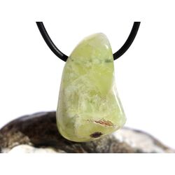 Prehnit gelb Trommelstein gebohrt - Sonderqualitt - ca. 3,4 cm x 2,1 cm x 1,5 cm (Fairer Handel / GKS)