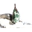 Prasem "Afrikanische Jade" Trommelstein gebohrt - ca. 2,5 cm x 1,8 cm x 1,2 cm