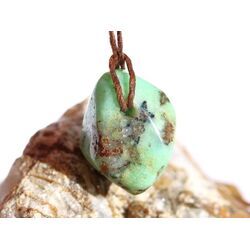 Chrysopras Schmuckstein / Trommelstein gebohrt - ca. 2,4 cm x 2,1 cm x 1,7 cm