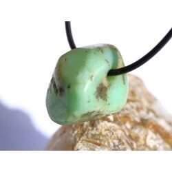 Chrysopras Schmuckstein / Trommelstein gebohrt - ca. 2,2 cm x 1,7 cm x 1,8 cm