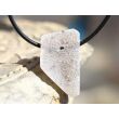Chalcedon weiß Schmuckstein / Scheibenstein gebohrt - Handarbeit - Sonderqualität - ca. 3 cm x 1,7 cm x 0,7 cm - Sonderpreis wg. Makel -