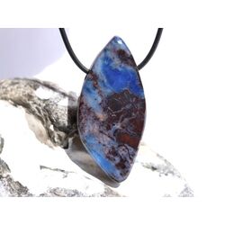 Richterit XXXL Schmuckstein / Scheibenstein gebohrt - Raritt - AA-Sonderqualitt - Unikat - Handarbeit - ca. 5,2 cm x 2,4 cm x 0,9 cm (GKS)