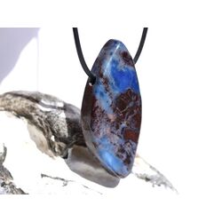 Richterit XXXL Schmuckstein / Scheibenstein gebohrt - Raritt - AA-Sonderqualitt - Unikat - Handarbeit - ca. 5,2 cm x 2,4 cm x 0,9 cm (GKS)