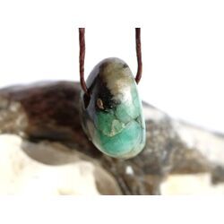Smaragd Trommelstein gebohrt (Beryll) - Rarit�t - ca. 1,6 cm x 1,4 cm x 1 cm