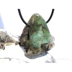Smaragd Rohsteinform angetrommet, gebohrt (Beryll) - Raritt - Sonderqualitt - ca. 3,3 cm x 3,1 cm x 2,1 cm