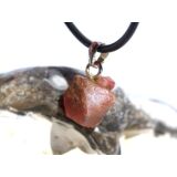 Spinell rosa-rot Kristall / Rohsteinform Anhänger Öse Schmuckdose - Rarität - Sonderqualität - ca. 1,8 cm x 1,1 cm x 1 cm