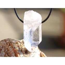 Bergkristall XXL Kristallstab / Kristallspitze natur mit Babyspitze, gebohrt - Sonderqualit�t - ca. 4,4 cm x 2,3 cm x 1,9 cm