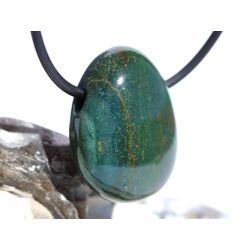 Heliotrop Trommelstein gebohrt - Sonderqualit�t - ca. 2,6 cm x 2,1 cm x 1,1 cm