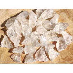Bergkristall Rohsteine klein - ca. 100 g - Restbestand -