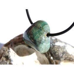 Smaragd Trommelstein gebohrt (Beryll) - Rarit�t - ca. 1,9 cm x 1,7 cm x 1,5 cm - Sonderpreis wg. Makel -