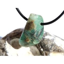 Smaragd Schmuckstein gebohrt (Beryll) - Rarit�t - ca. 2,7 cm x 1,6 cm x 1,2 cm