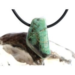 Smaragd Schmuckstein gebohrt (Beryll) - Rarit�t - ca. 2,7 cm x 1,6 cm x 1,2 cm