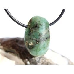 Smaragd Trommelstein gebohrt (Beryll) - Rarit�t - ca. 2,5 cm x 1,6 cm x 1,5 cm