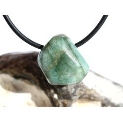 Smaragd Schmuckstein / Trommelstein gebohrt (Beryll) - Rarit�t - ca. 1,8 cm x 1,5 cm x 1,3 cm