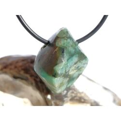 Smaragd Schmuckstein gebohrt (Beryll) - Rarit�t - ca. 2,6 cm x 2,1 cm x 1,6 cm