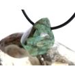 Smaragd Schmuckstein gebohrt (Beryll) - Rarität - ca. 2,6 cm x 2,1 cm x 1,6 cm