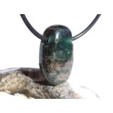Apatit blau natur Trommelstein / Schmuckstein gebohrt -...