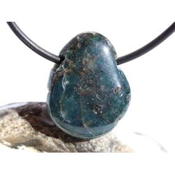 Apatit blau natur Trommelstein / Scheibenstein gebohrt -...