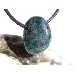 Apatit blau natur Trommelstein / Schmuckstein gebohrt -...