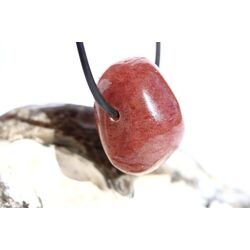 Aventurin rot (Himbeerquarz / Piemonit-Quarzit) Trommelstein gebohrt - Sonderqualit�t - ca. 2,6 cm x 2,9 cm x 1,8 cm