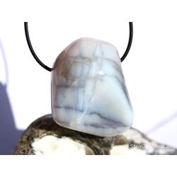 Opal wei-grau (Milchopal) XXXL Trommelstein / Schmuckstein gebohrt - AA-Sonderqualitt - ca. 4,3 cm x 3,6 cm x 2,3 cm