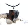 Edel-Schungit Rohstein Anhänger Silberöse - Sonderqualität - ca. 2,8 cm x 1,9 cm x 1,4 cm
