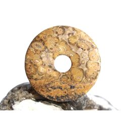 Leopardenfell-Rhyolith (Leopardenstein / Leopardenjapsis) Donut 35 mm (4,7 mm stark)