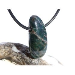 Apatit blau natur Trommelstein gebohrt - ca. 2,7 cm x 1,2 cm x 0,8 cm