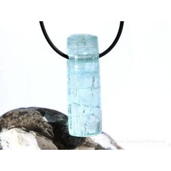 Aquamarin aquablau natur (Beryll) Regenbogen XXL Kristallstab / Schmuckstein gebohrt - AAA-Sonderqualitt - Raritt - ca. 4,4 cm x 1,5 cm x1,3 cm