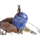 Blauquarz Trommelstein gebohrt - Sonderqualität - ca. 2,3 cm x 2,2 cm x 1,5 cm