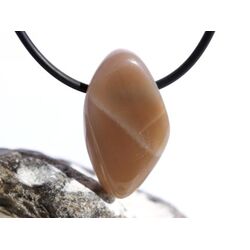 Mondstein graubeige / grauapricot  (Feldspat) Schmuckstein / Scheibenstein gebohrt - AA-Sonderqualitt - Raritt - ca. 3 cm x 1,7 cm x 1 cm
